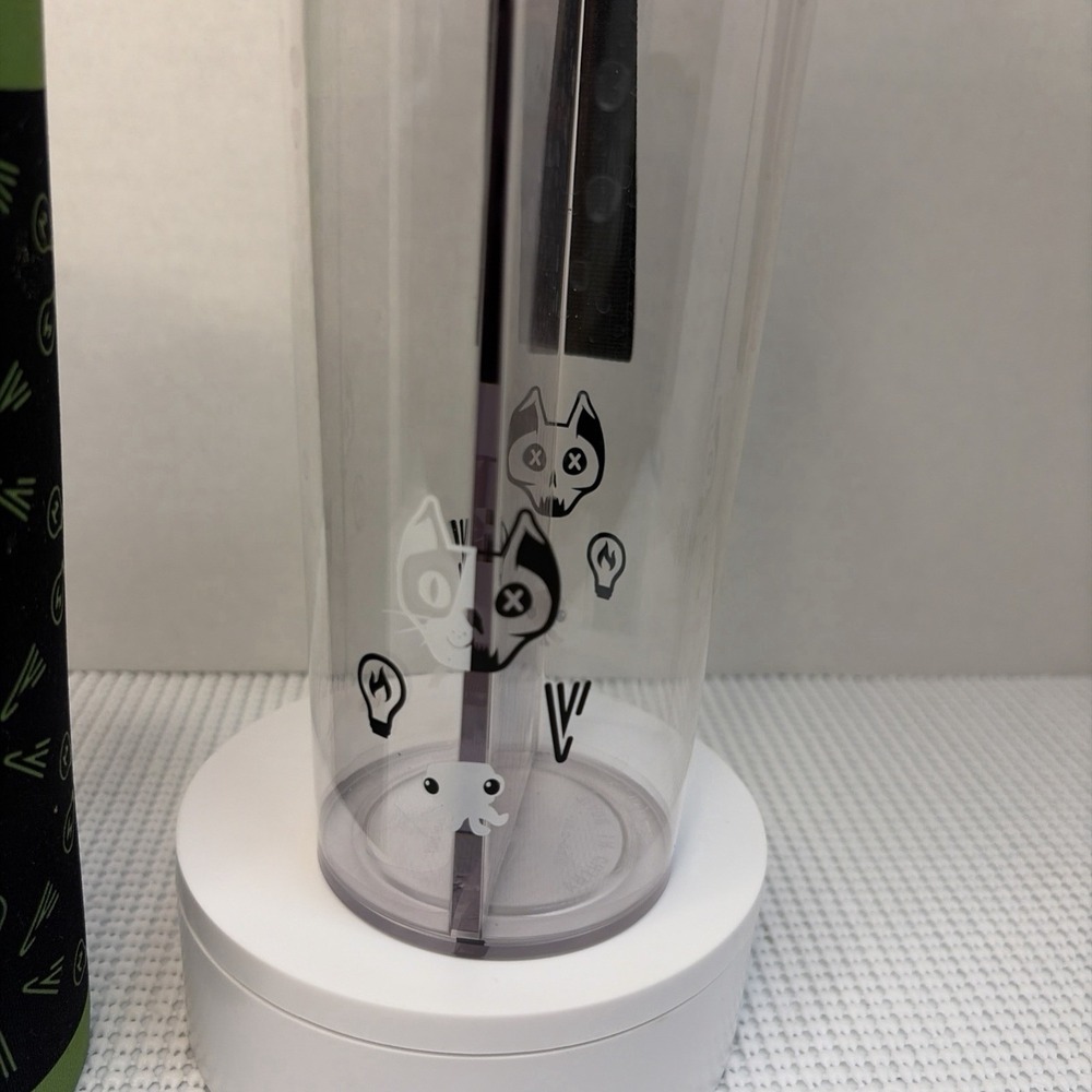 Ninja Thirst Water Bottle With Sleeve 32 Oz